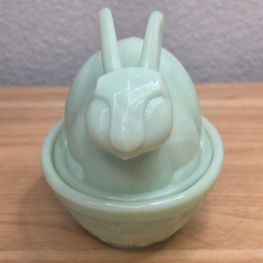Vintage Jadeite Glass Rabbit on Basket Trinket Dish Green Easter Bunny - Picture 2 of 12